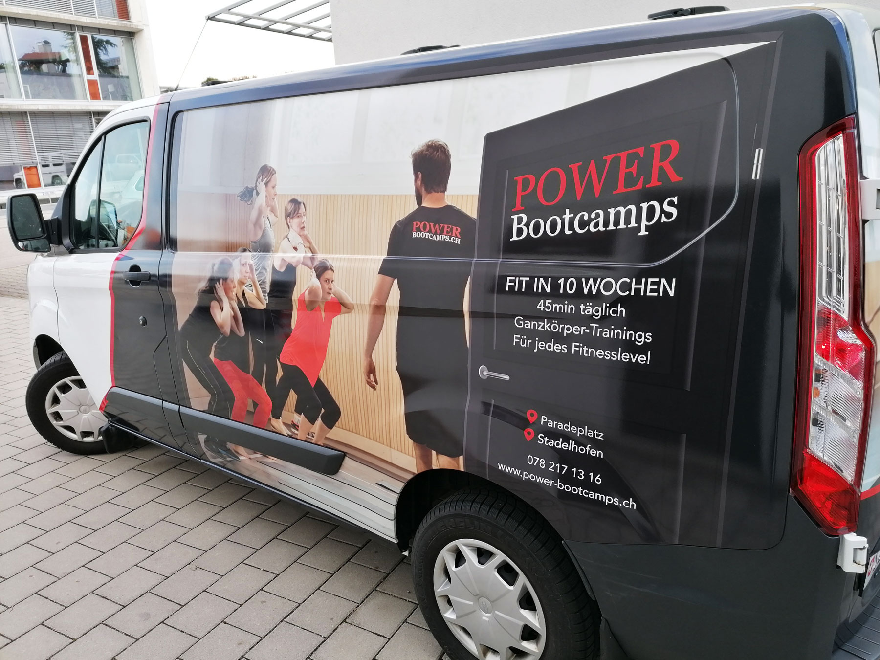 Businessfolierung Ford Transit Power Bootcamps